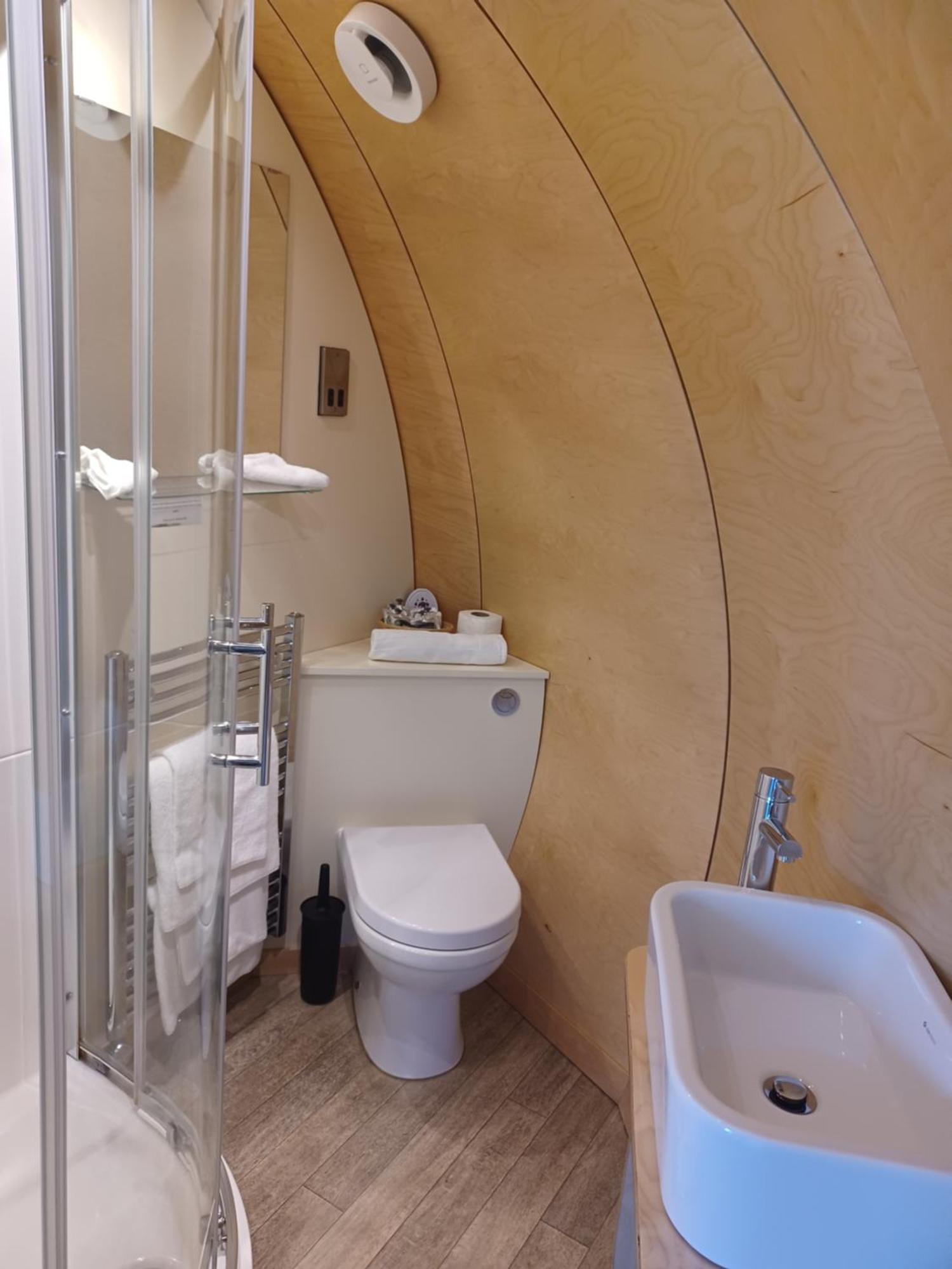 Hotel Glenarm Castle Ocean View Pods Exteriér fotografie